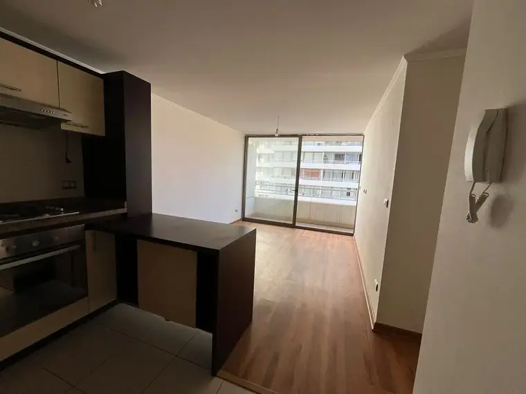 Departamento 2 dormitorios en arriendo, Av. Colón, Valparaíso. — Plan de Valparaíso · Valparaíso