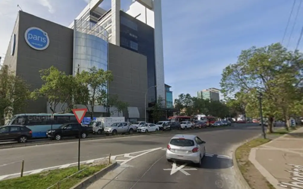 Amplia oficina en arriendo, Av. Libertad con 15 Norte, Viña del Mar — Viña del Mar, Región de Valparaíso