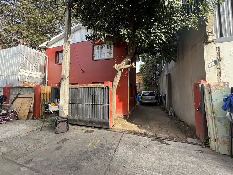 Casa potencialmente comercial en venta, calle Arlegui, Viña del Mar — Viña Centro · Viña del Mar, Valparaíso