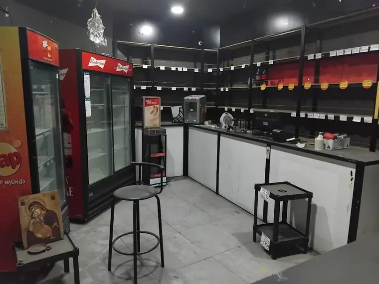 Local esquina en arriendo, Nataniel Cox, Santiago — Santiago Centro · Santiago, RM