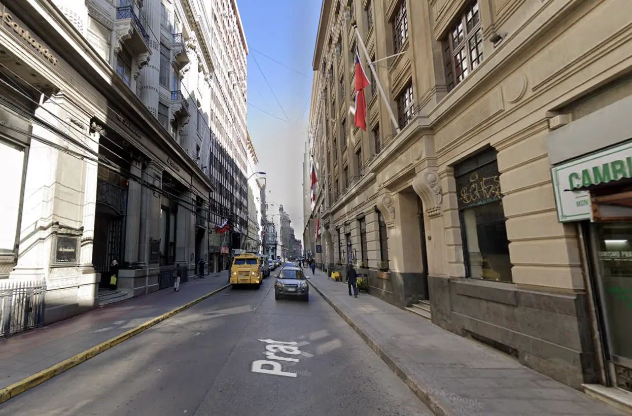 Privado en arriendo, calle Prat, Valparaíso. — Valparaíso, Región de Valparaíso
