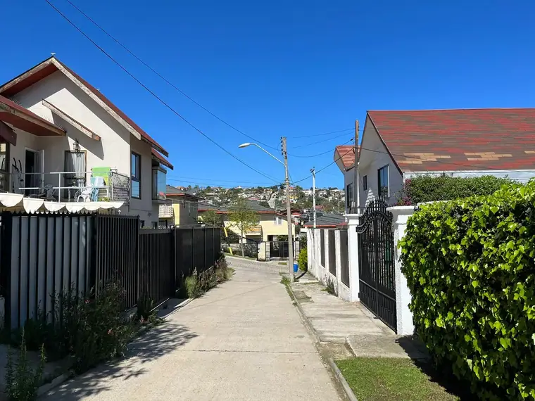 Propiedad potencialmente comercial en arriendo, Camilo Henriquez, Quilpué. — Centro de Quilpué · Quilpué, Valparaíso
